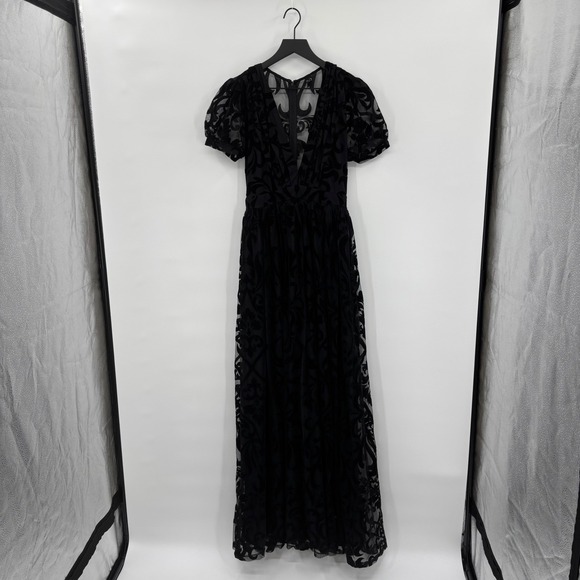 Windsor Dresses & Skirts - Windsor Black Velvet Burnout Mesh Maxi Dress Short Sleeve V Neck S